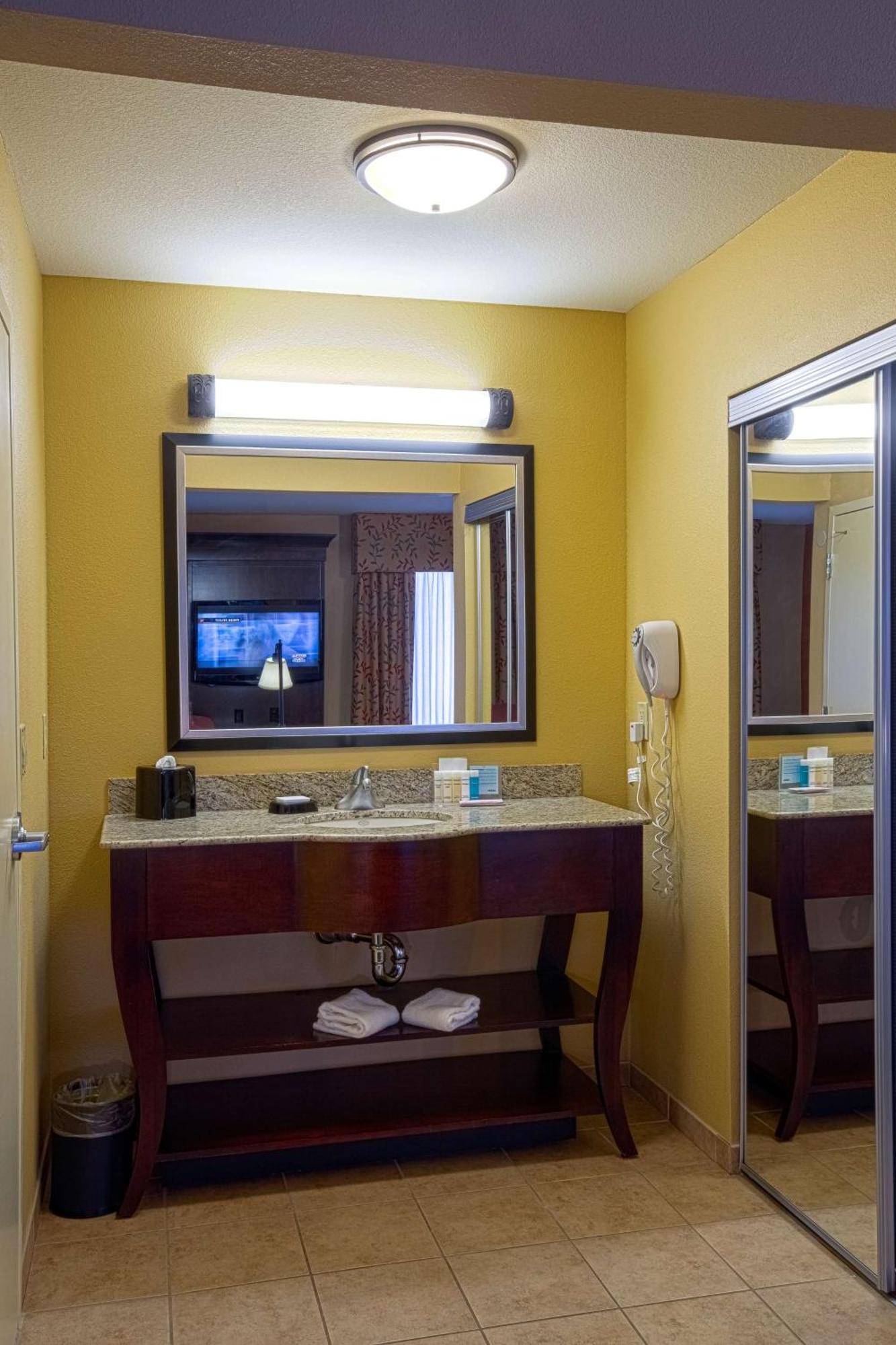 Hampton Inn & Suites Sacramento-Elk Grove Laguna I-5 Εξωτερικό φωτογραφία