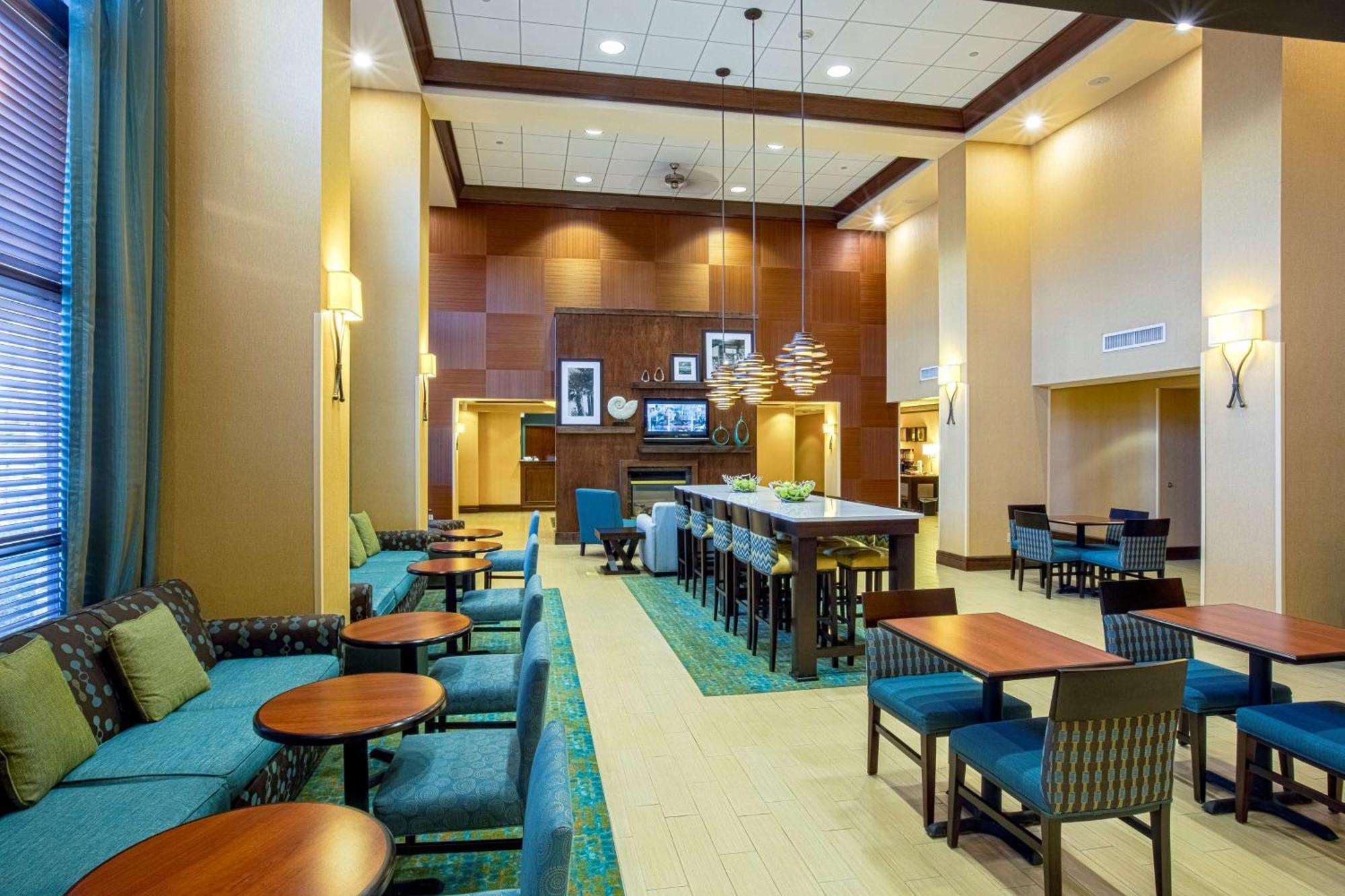 Hampton Inn & Suites Sacramento-Elk Grove Laguna I-5 Εξωτερικό φωτογραφία